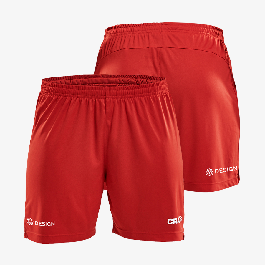 Vorder- und Rückseite der roten Craft-Shorts für Damen mit individuellem Druck