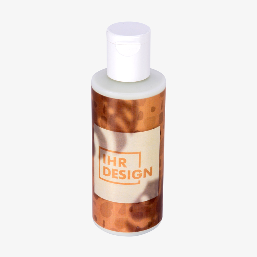 Vegane Handcreme in Kunststoff-Fläschchen mit individuell bedrucktem Etikett