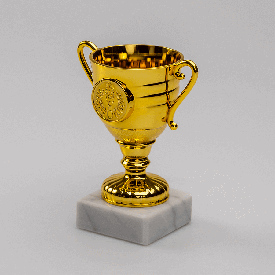 Kantharos-Modell eines edlen Pokals, individuell graviert per Lasergravur auf dem Sockelschild