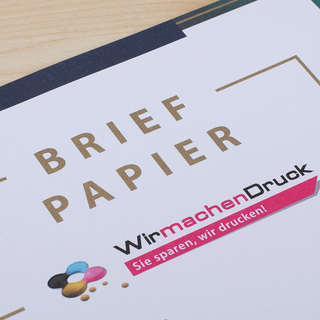 Detailansicht Briefpapier mit Sonderfarbe Gold und individuellem Design