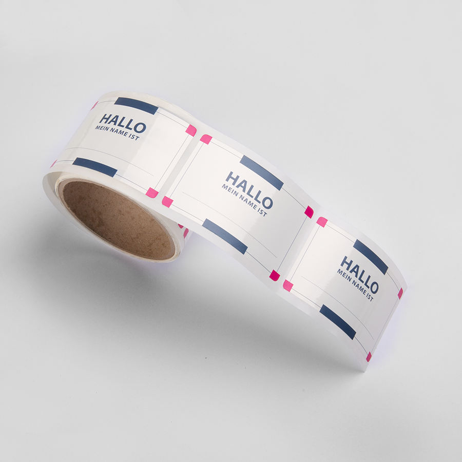 Textiletiketten auf einer Rolle mit personalisierbarem Druck